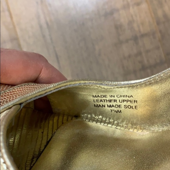 Shoes - Picture 4 of 6